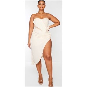 💥PRICE DROP💥 PLUS NUDE CUP DETAIL CHIFFON DRAPE BODYCON DRESS*